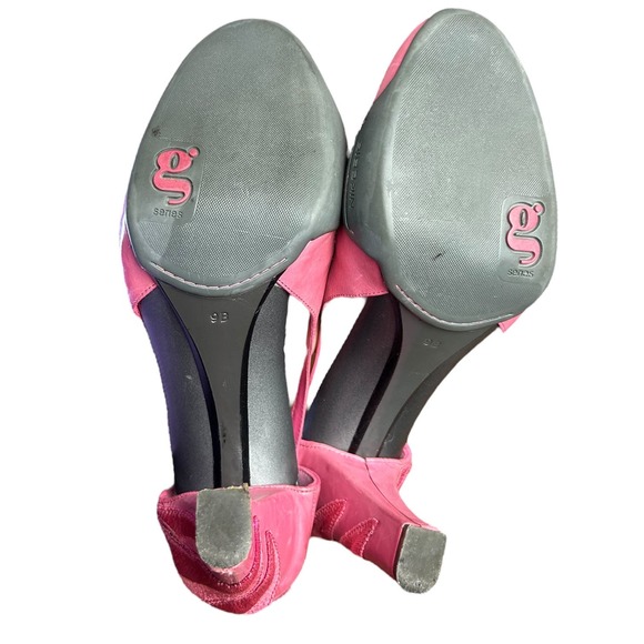 Cole Haan Pink Heels with Cut-Out Details - Picture 8 of 9